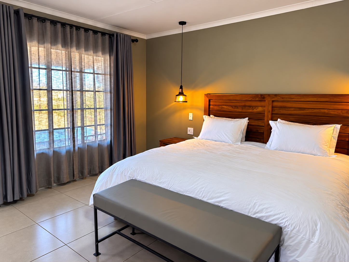 Deluxe I Suite